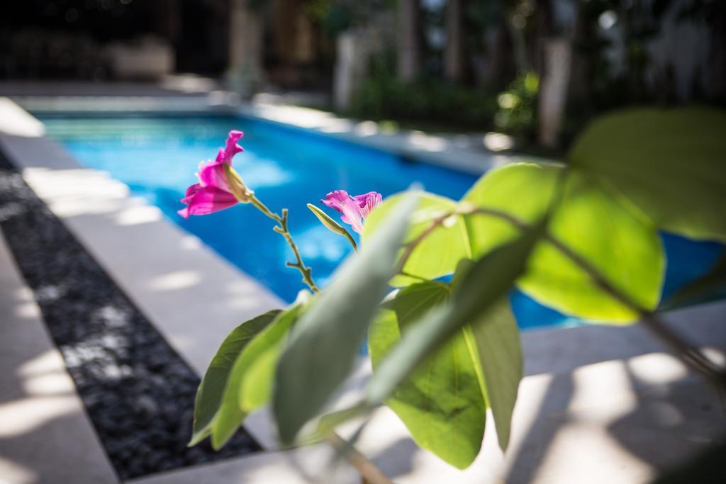 Villa Alu Lima Seminyak Quarto foto